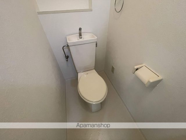 京阪本線 樟葉駅 徒歩5分 5階建 築33年のトイレ写真
