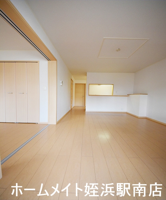 ＪＲ筑肥線 周船寺駅 徒歩11分 2階建 築17年の居間写真