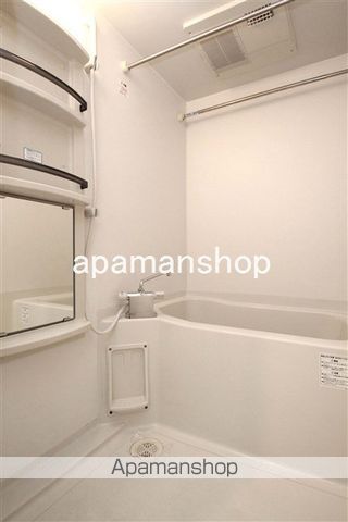 地下鉄四つ橋線 肥後橋駅 徒歩6分 11階建 築21年の風呂写真