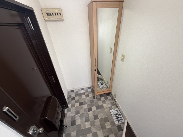 アキサダハイツの玄関写真