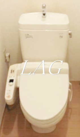 東急池上線 池上駅 徒歩4分 2階建 築24年のトイレ写真