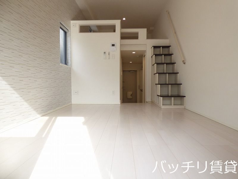 ハーモニーテラス板付の居間写真