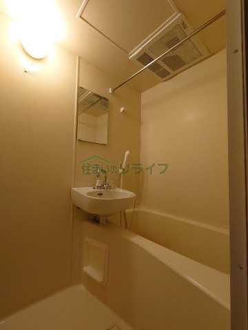 バス・シャワールーム　ソフィア薬師