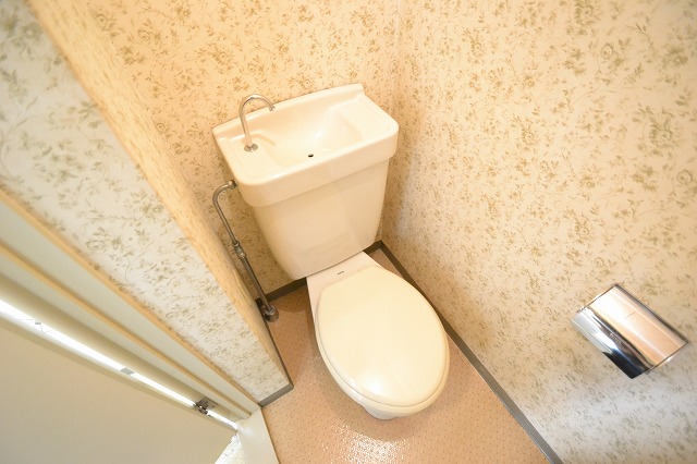 トイレ　洋式のキレイなトイレです。