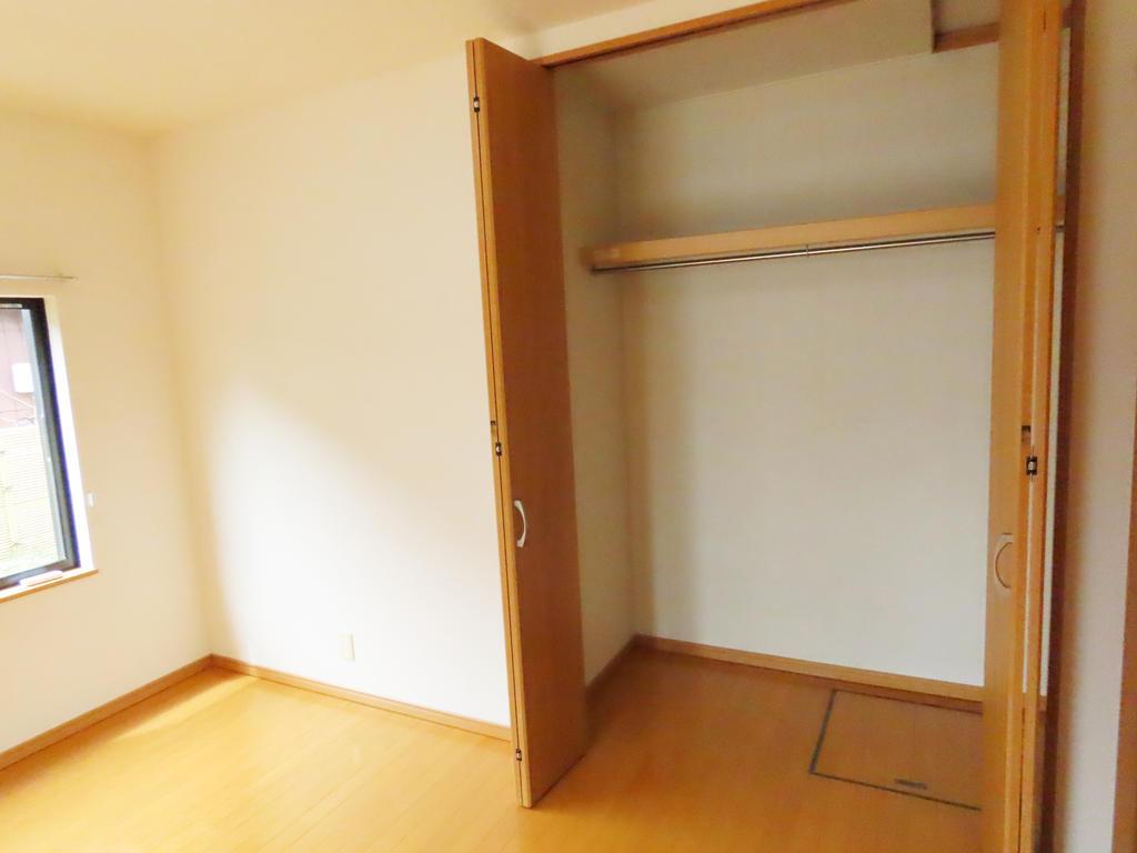 本郷貸家の内装写真