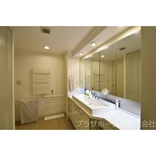 洗面設備　W Comfort Towers WEST