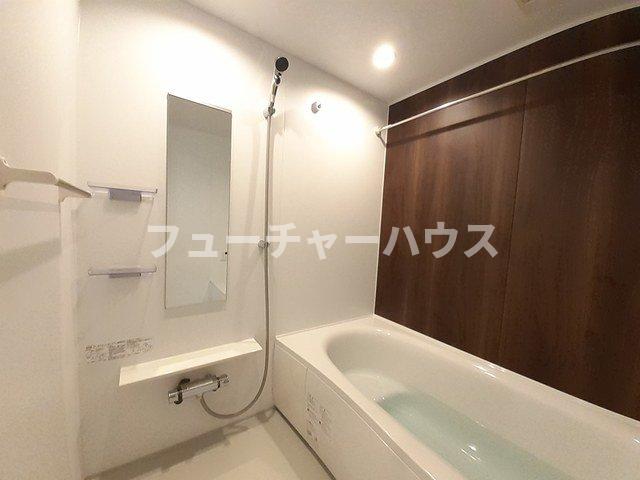 バス・シャワールーム　お風呂で日々の疲れを落としましょう