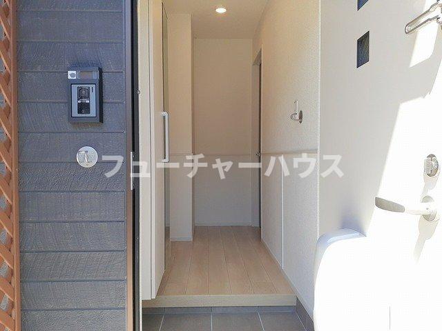 玄関　収納もある玄関です