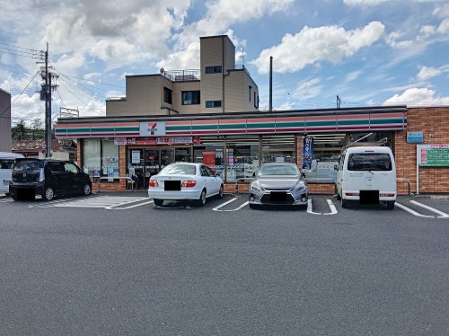 コンビニ　セブンイレブン 直方殿町店（コンビニ）まで570m