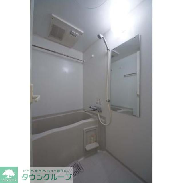 バス・シャワールーム　※写真は同タイプ住戸です。