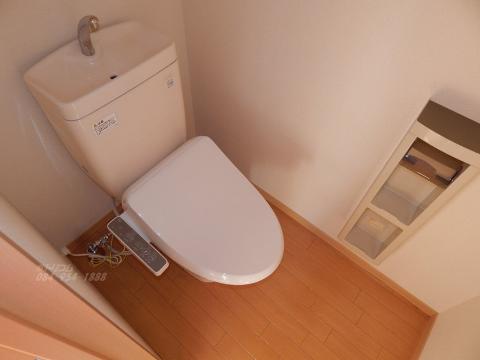 トイレ　シャワー付トイレ