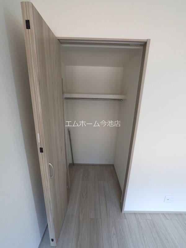 収納　クローゼット（収納スペース充実しています）