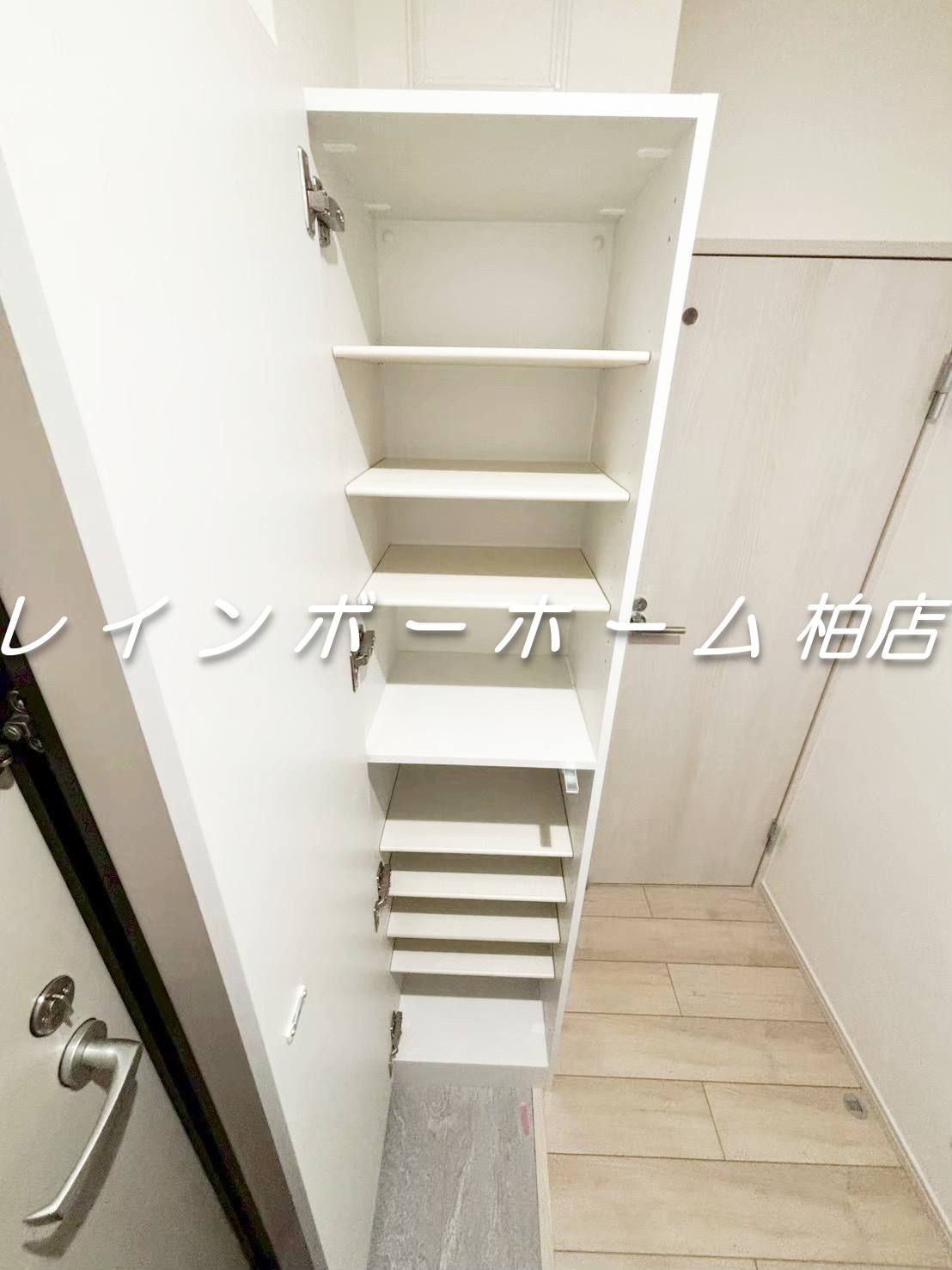 玄関　同施工。参考写真。