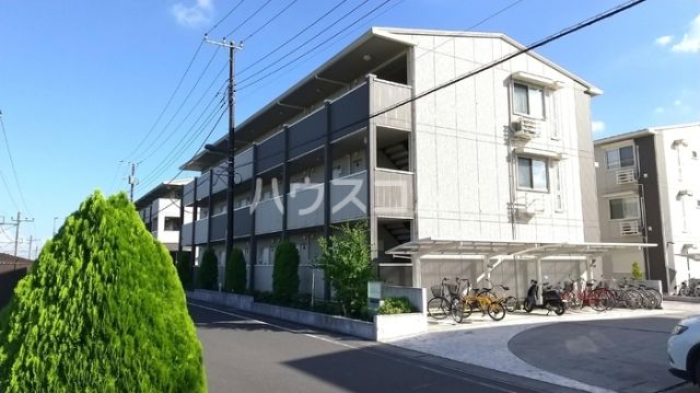 ヘリオス吉川美南 アレスの外観写真