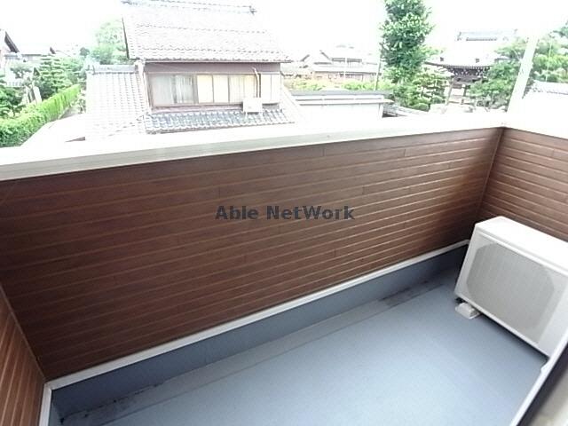 バルコニー　バルコニー