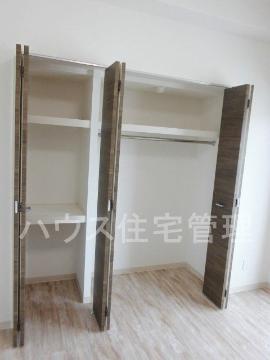 収納　クローゼット
