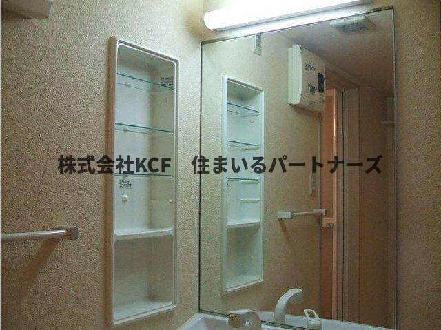 洗面設備　忙しい朝には欠かせない洗面所です