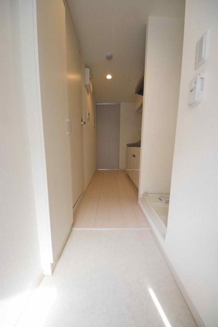 玄関　★お部屋探しは株式会社タウンハウジング東京まで★