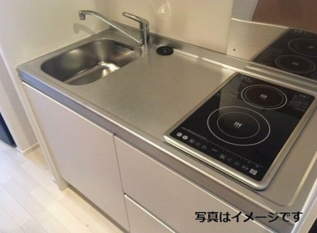 東京メトロ日比谷線 神谷町駅 徒歩3分 6階建 築23年のキッチン写真