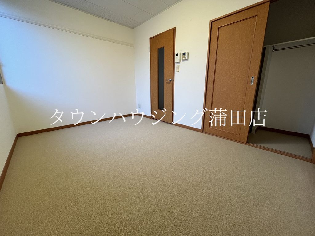 東急池上線 蓮沼駅 徒歩8分 3階建 築17年の居間写真