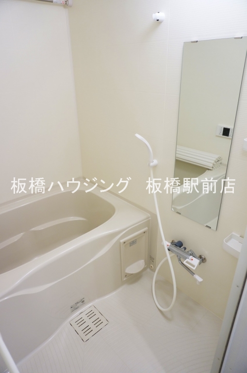 バス・シャワールーム　バスルーム