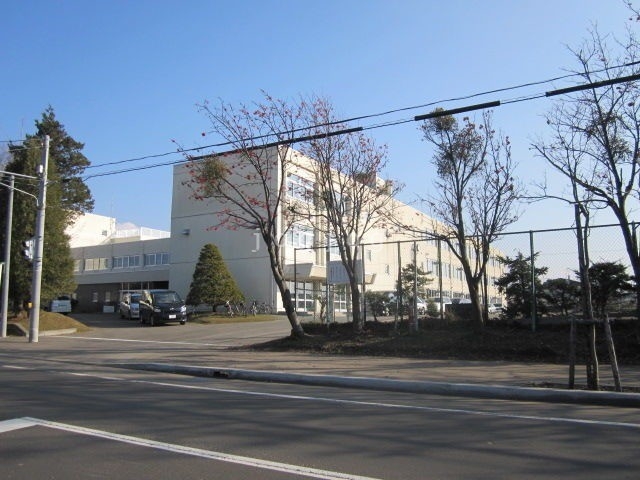 その他　美園小学校（その他）まで703m