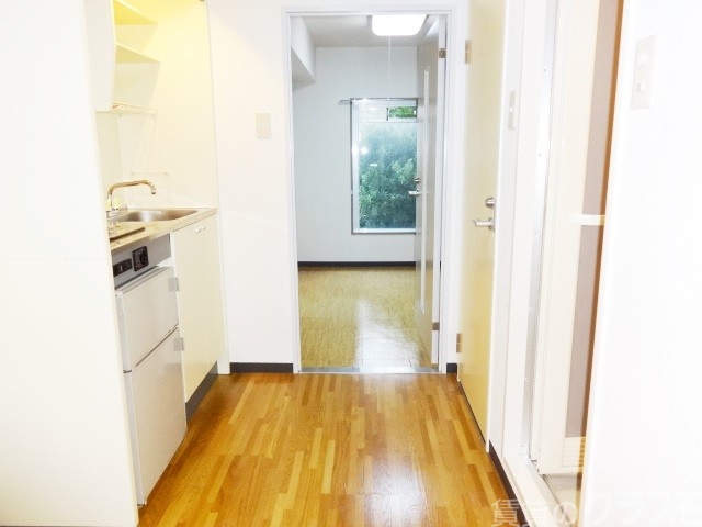 玄関　人気のインドアタイプです！