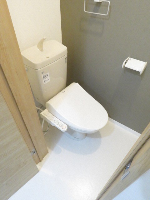 トイレ　ウォシュレット設置済みです！
