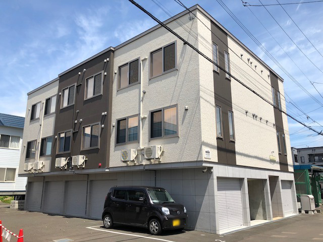 建物外観　設備充実の築浅デザイナーズマンションです♪