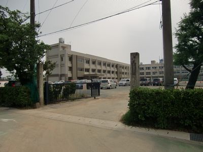 小学校　豊橋市立吉田方小学校（小学校）まで440m