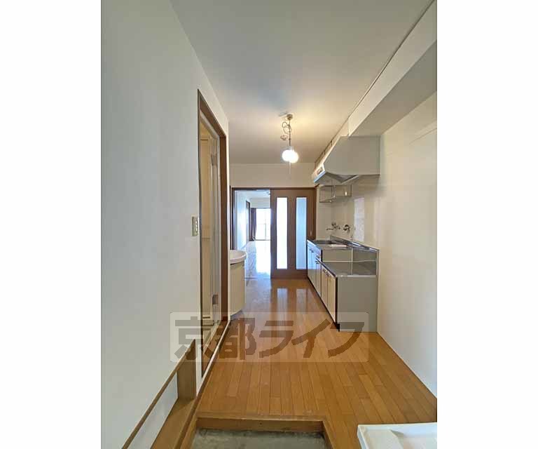 その他部屋・スペース　玄関から見たところです。