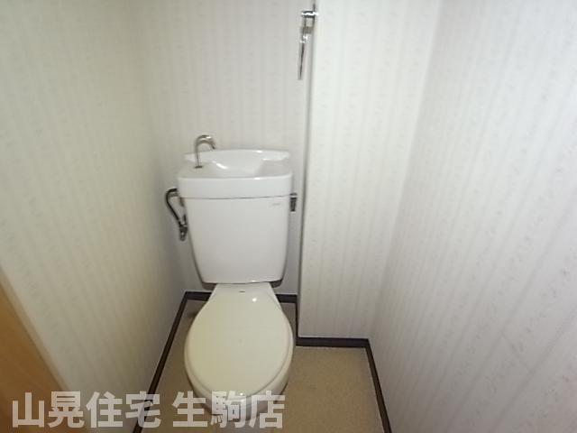 トイレ　ゆったりとした空間のトイレです