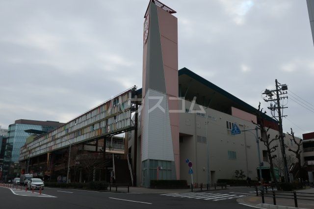 【名古屋市中川区山王のアパートのショッピングセンター】