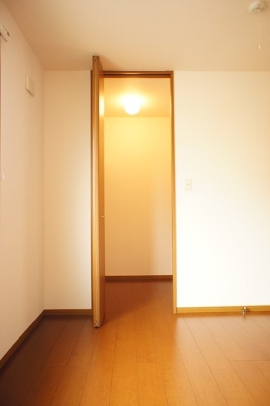 収納　図面と現状に相違がある場合には現状を優先