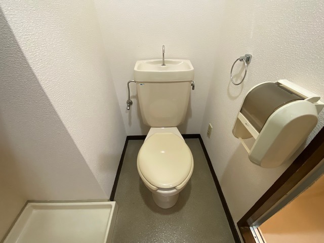【ＡＶＡＮＴ荘園のトイレ】