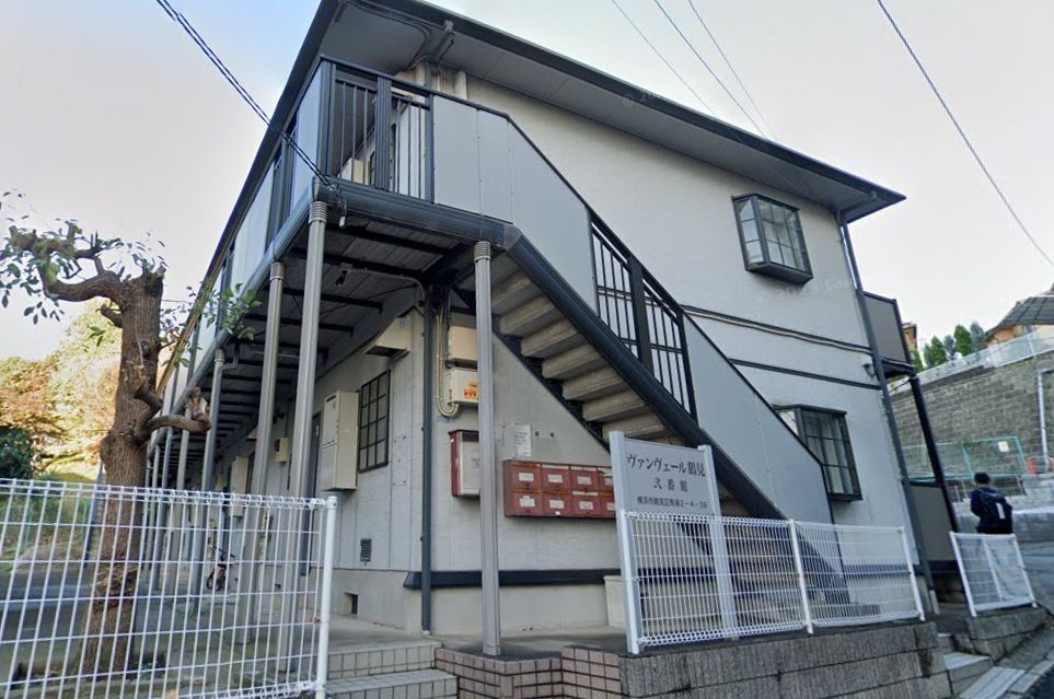 神奈川県横浜市鶴見区馬場２（アパート）の賃貸物件の外観