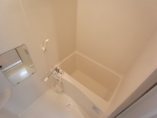 バス・シャワールーム　バスルーム