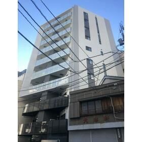 中央区日本橋横山町のマンションの建物外観