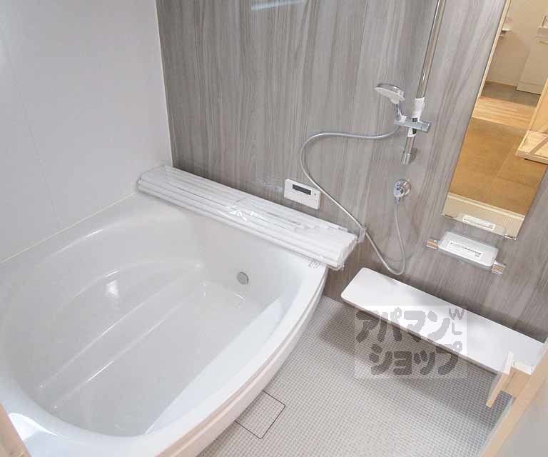 バス・シャワールーム　IV号室の写真です。