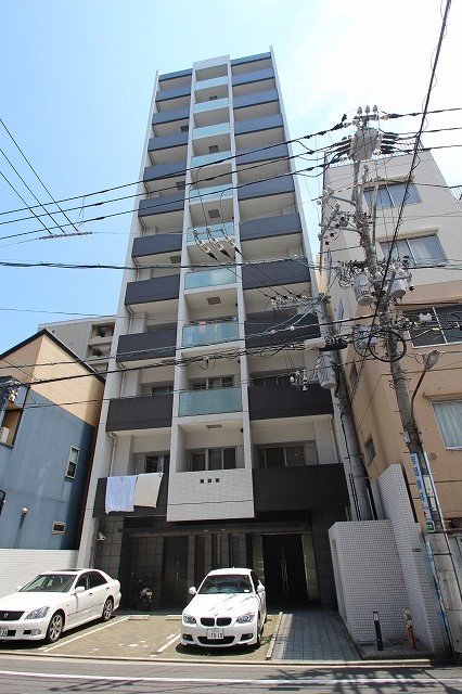 広島市中区十日市町のマンションの建物外観