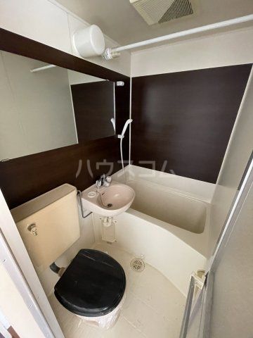 【大阪市北区松ケ枝町のマンションのバス・シャワールーム】