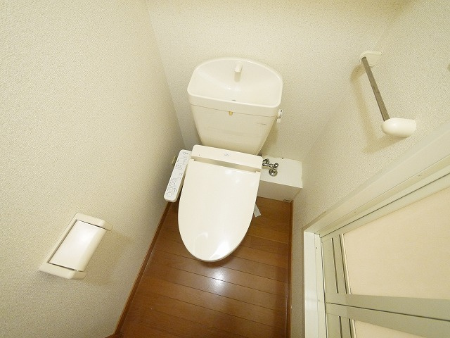 トイレ　トイレもきれいです