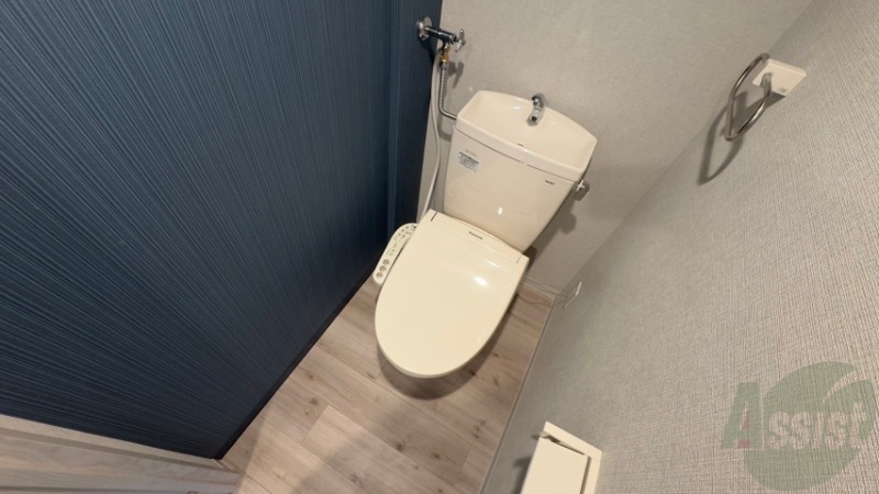 トイレ　こちらはトイレです。清潔感があり、安心して使用できます。