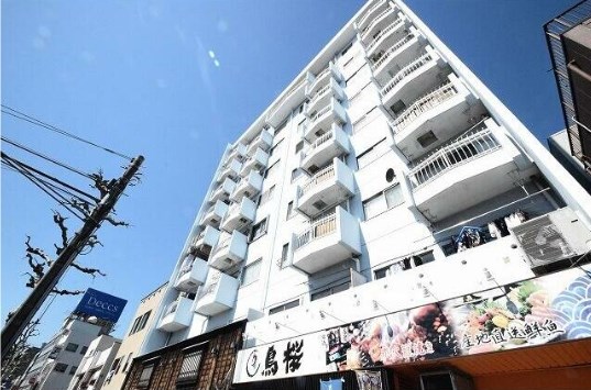 【神奈川新町コーポの建物外観】