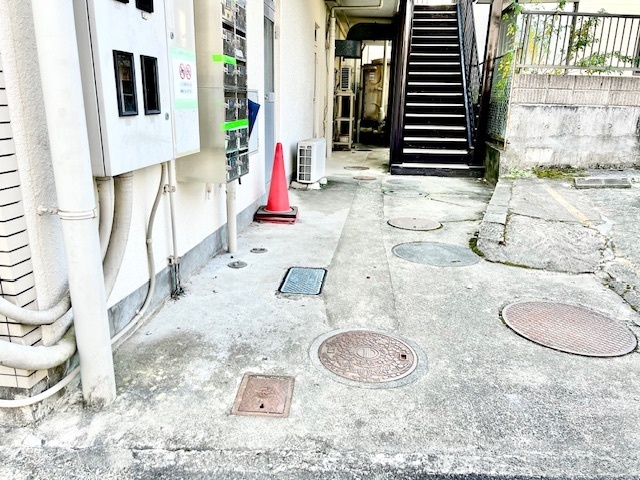 エントランス　建物入り口です。