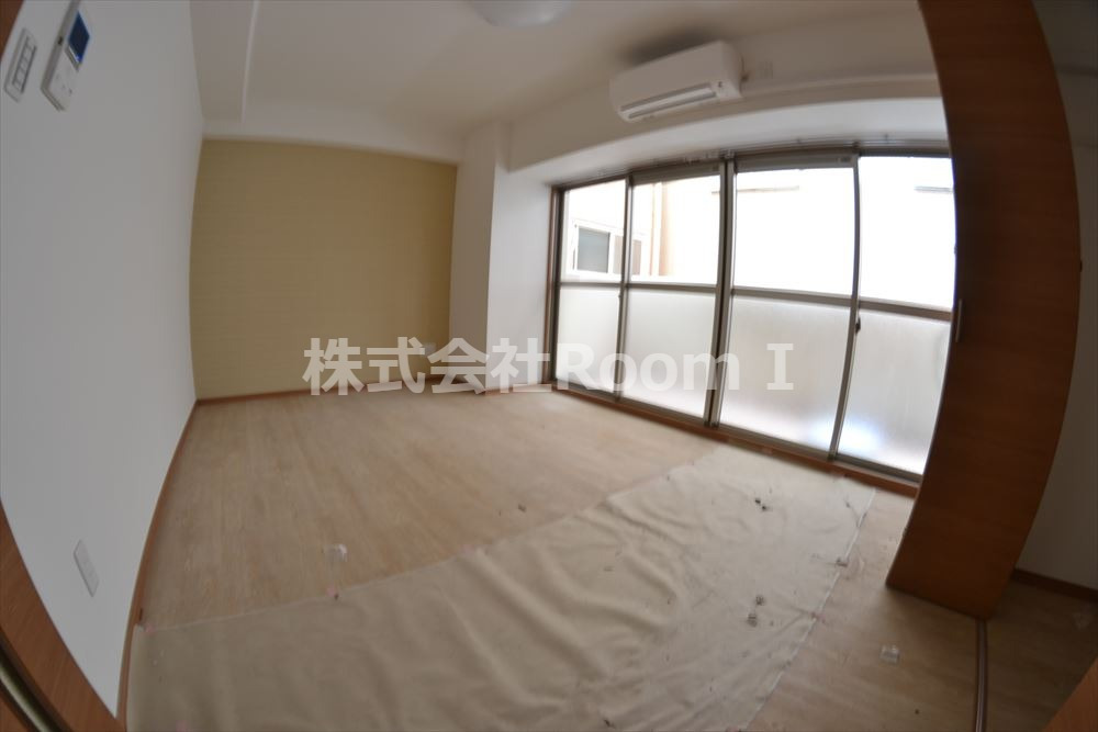 居室・リビング　落ち着いた色調のトイレです