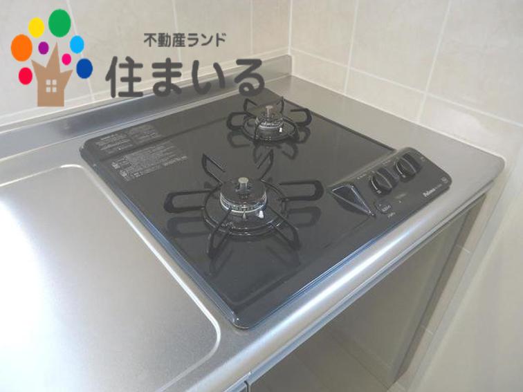 コンビニ　ファミリーマート緑潮見が丘店（コンビニ）まで365m