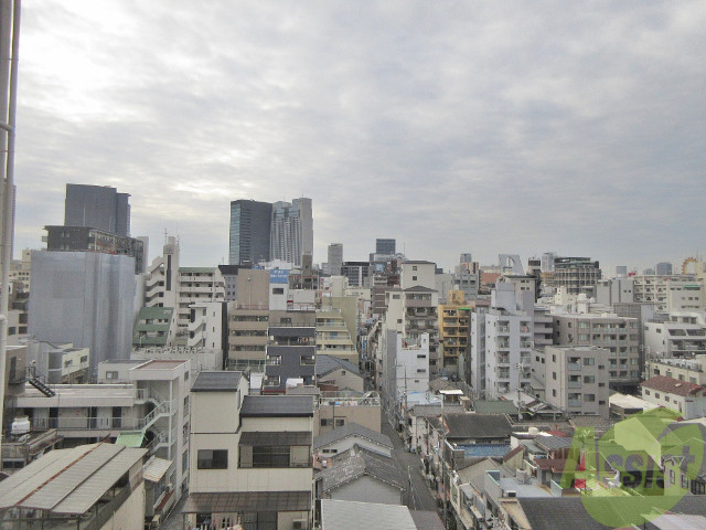 【CITY SPIRE日本橋のバルコニー】