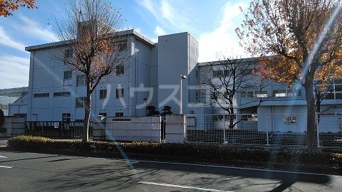 高校・高専　群馬県立清陵高等学校（高校・高専）まで783m
