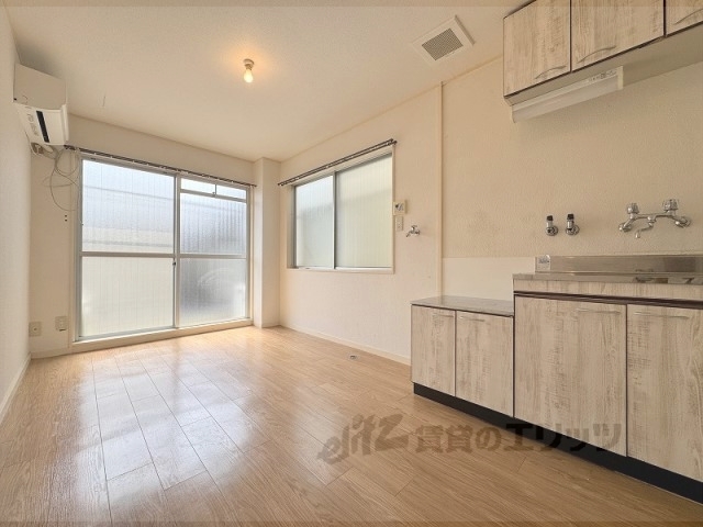 居室・リビング　洋室